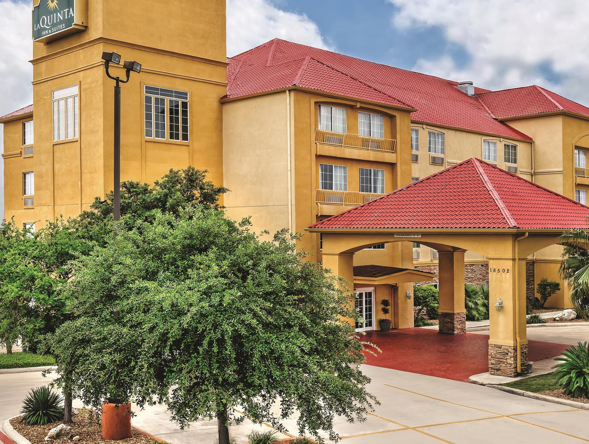 Отель La Quinta By Wyndham San Antonio North Stone Oak Экстерьер фото