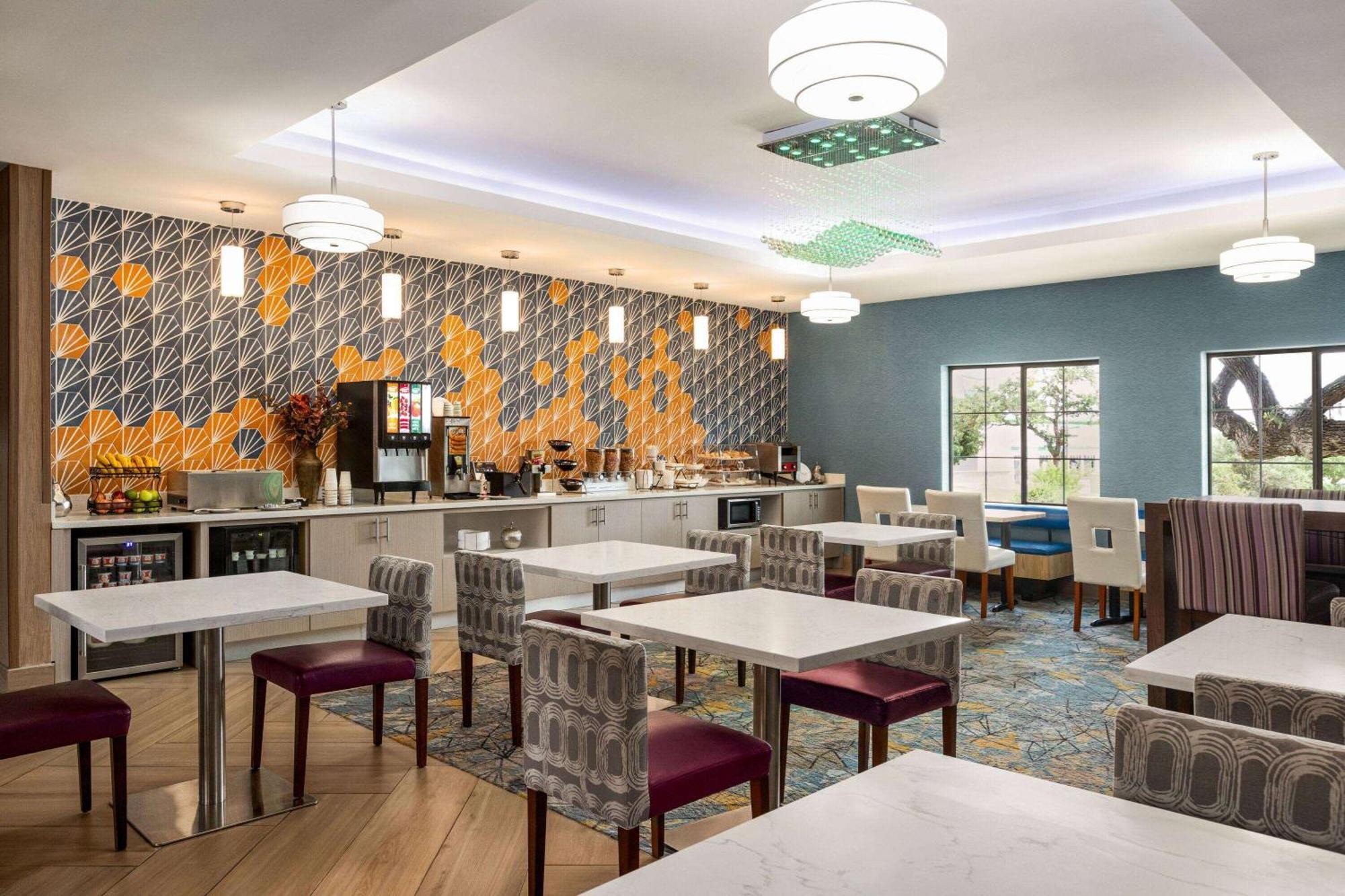 Отель La Quinta By Wyndham San Antonio North Stone Oak Экстерьер фото