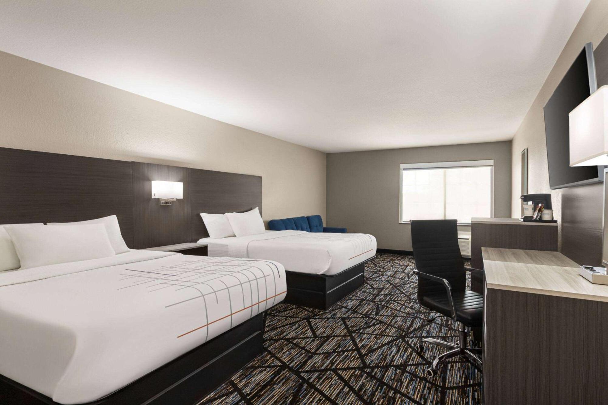 Отель La Quinta By Wyndham San Antonio North Stone Oak Экстерьер фото