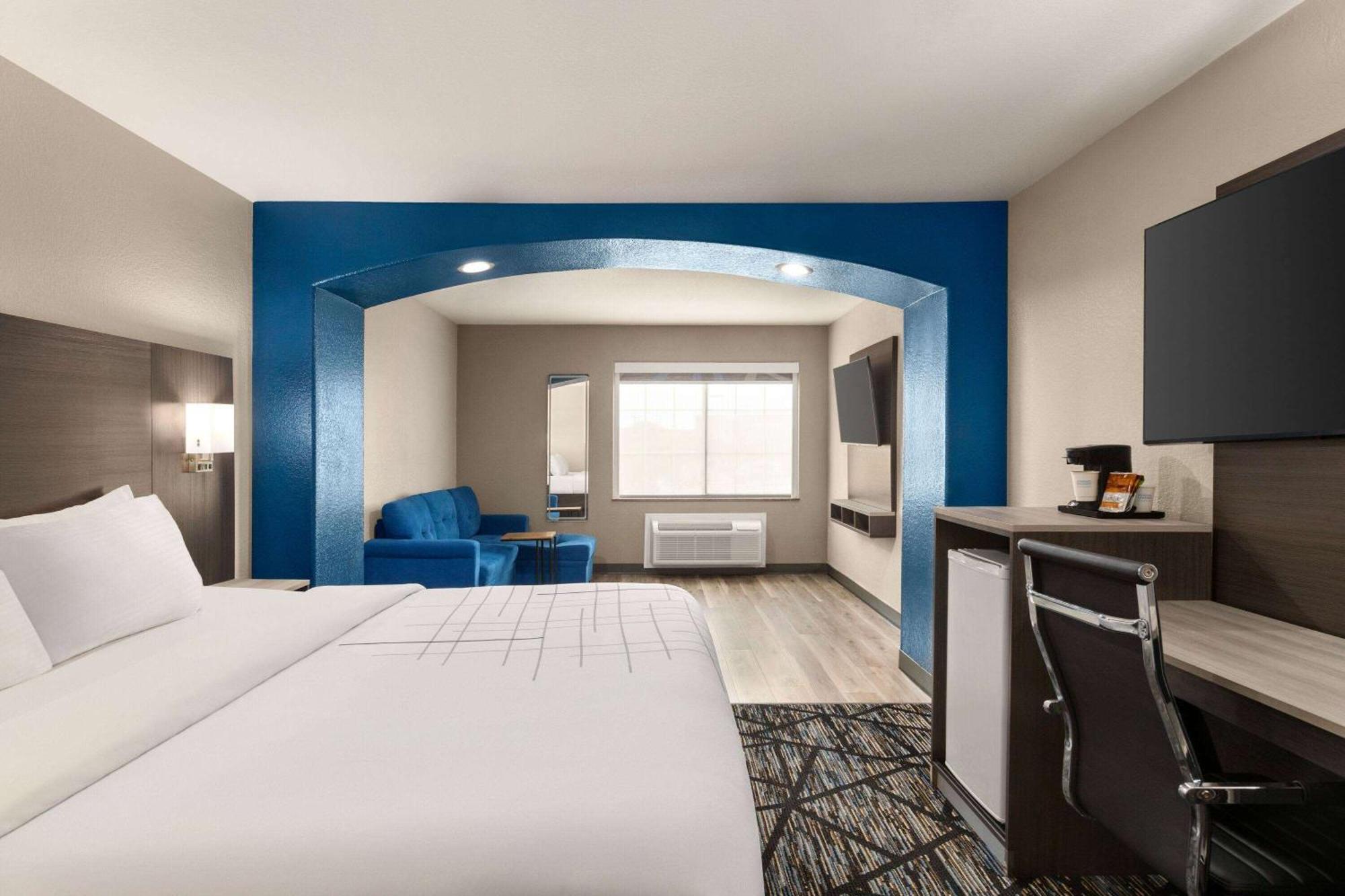 Отель La Quinta By Wyndham San Antonio North Stone Oak Экстерьер фото